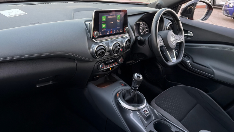 Nissan Juke 1.0 DiG-T 114 N-Connecta 5dr Petrol Hatchback